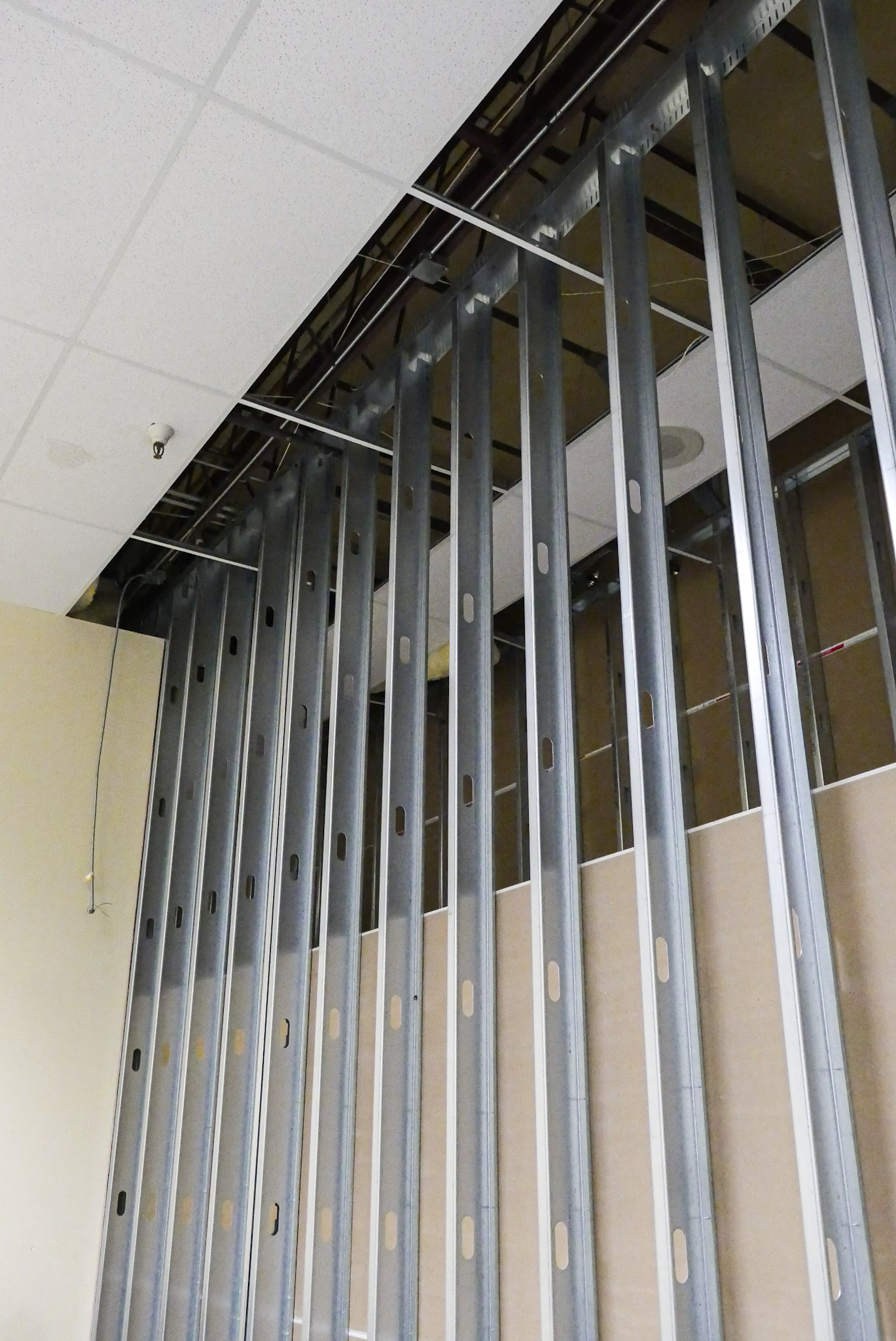 Metal framing and acoustical ceiling commercial project