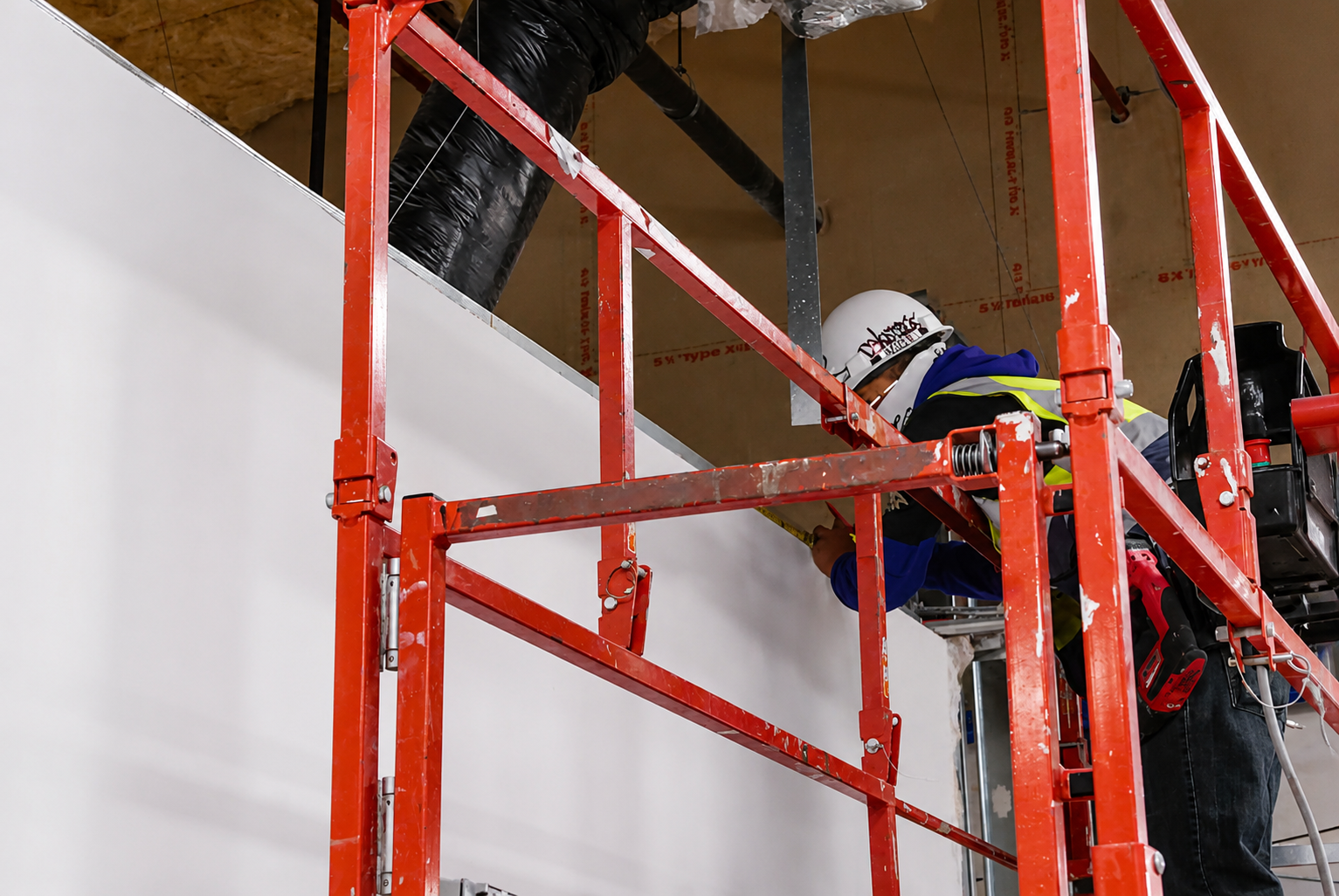 V and R Drywall project photo